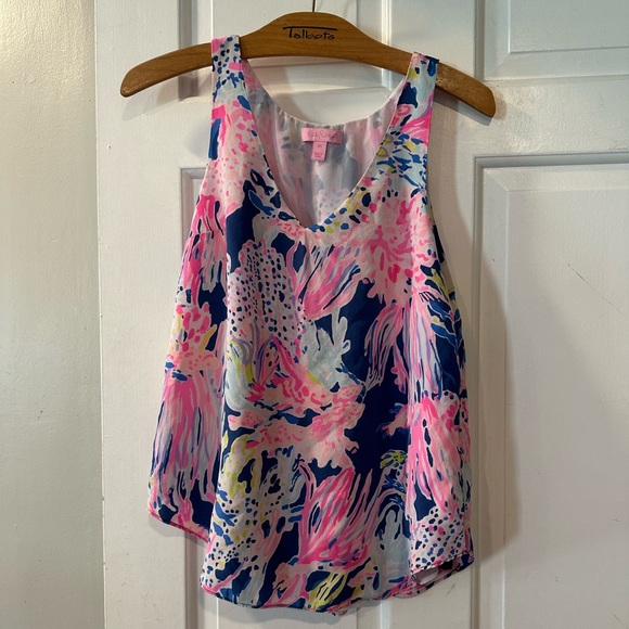 Lilly Pulitzer Under The Ocean Print Top Size XS - Picture 1 of 4